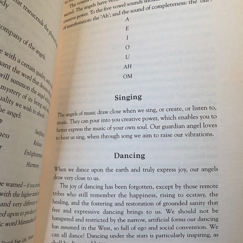 Contact your Spirit Guide Guardian Angel 3 books - Picture 7 of 10